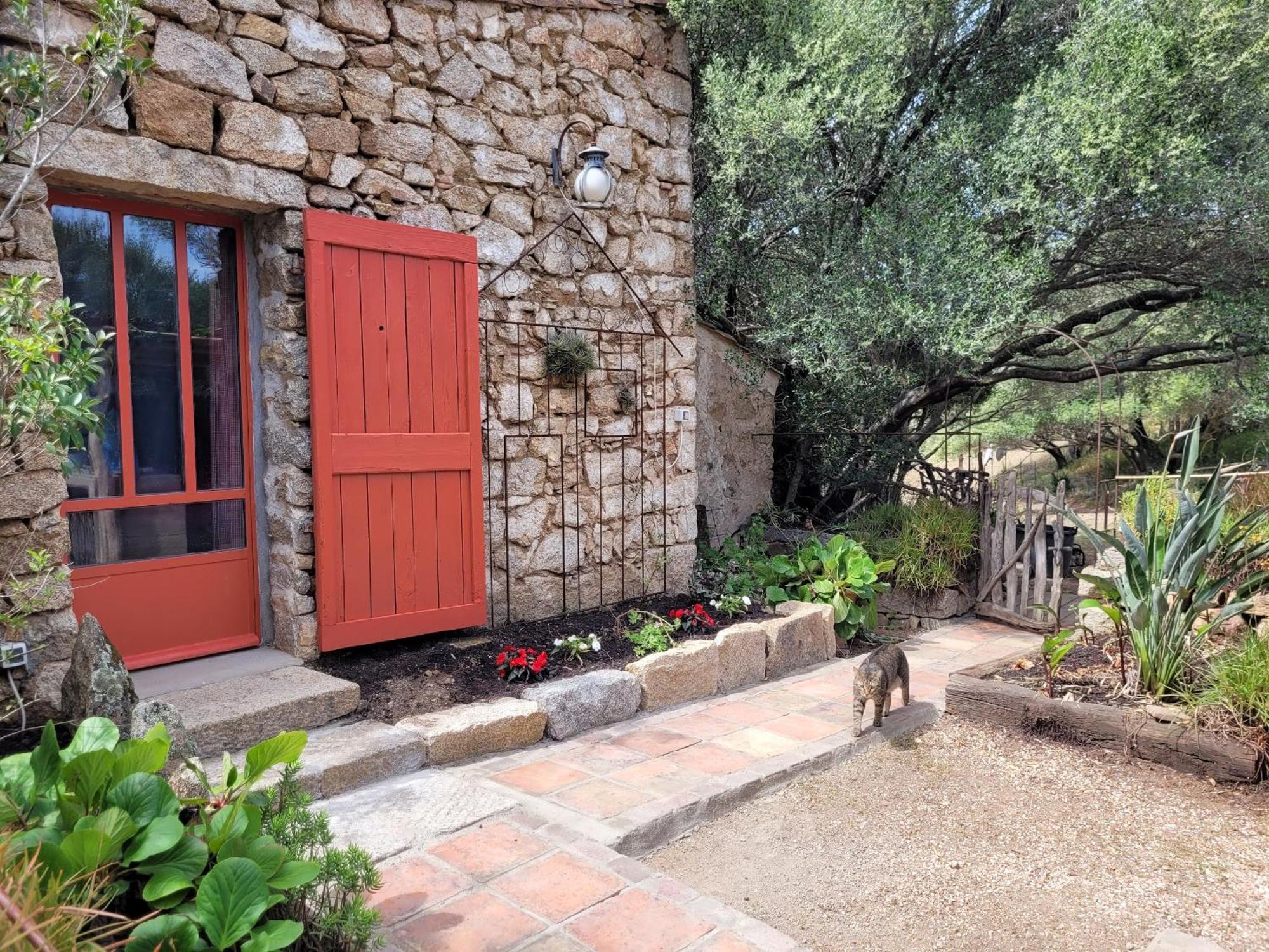 Stazzu La Capretta Farm Camping & Guest Rooms Olbia Eksteriør billede